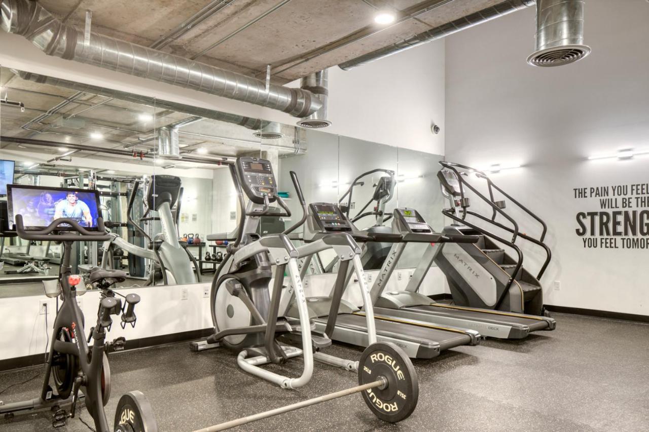 Brentwood 1br W Lounge Pool Gym Nr Ucla Lax-1060 *